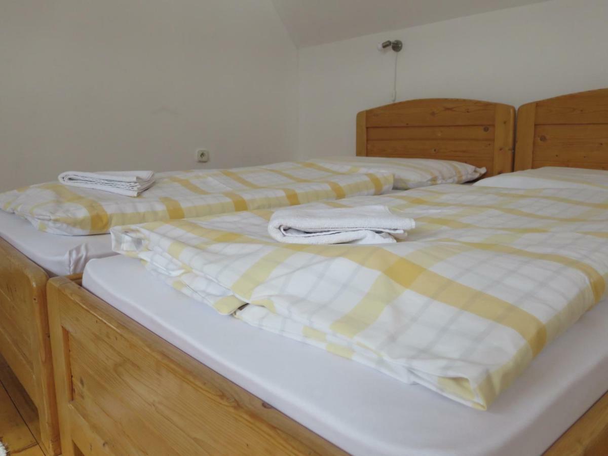 Zubrovica Guest House Telgárt Eksteriør bilde